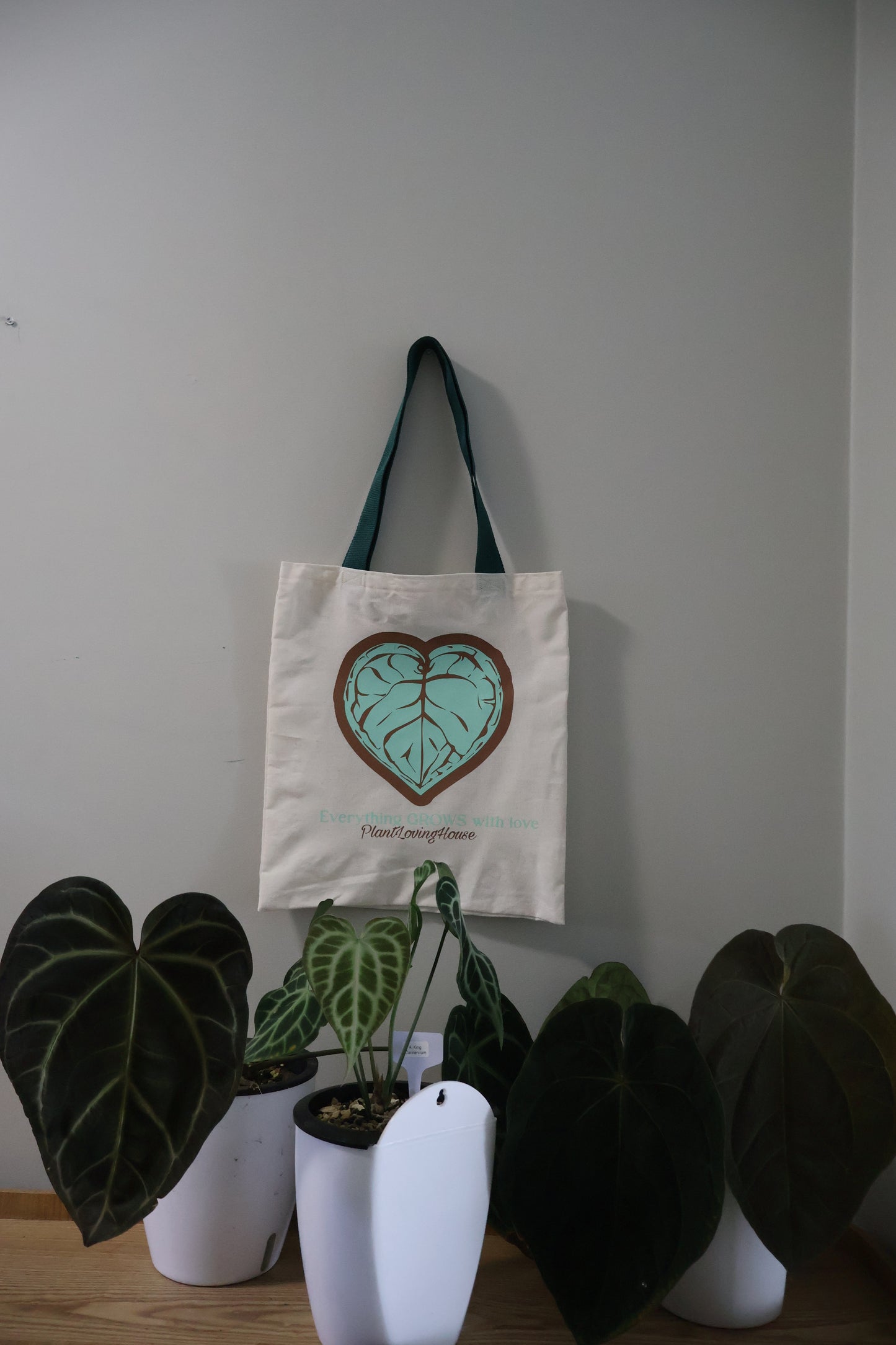 Everything grows with love Tote